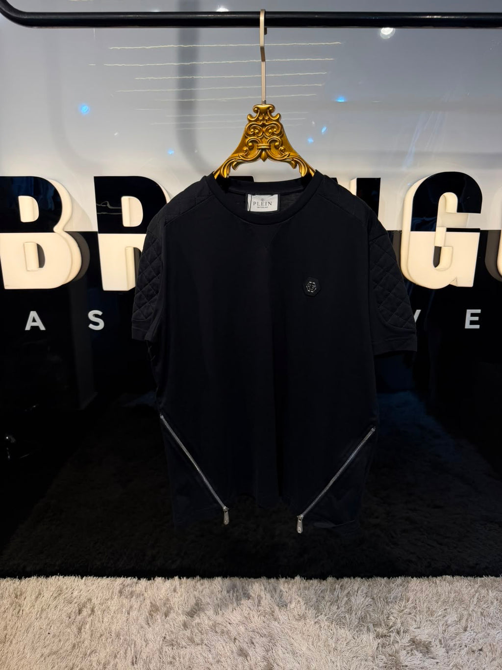 t shirt
