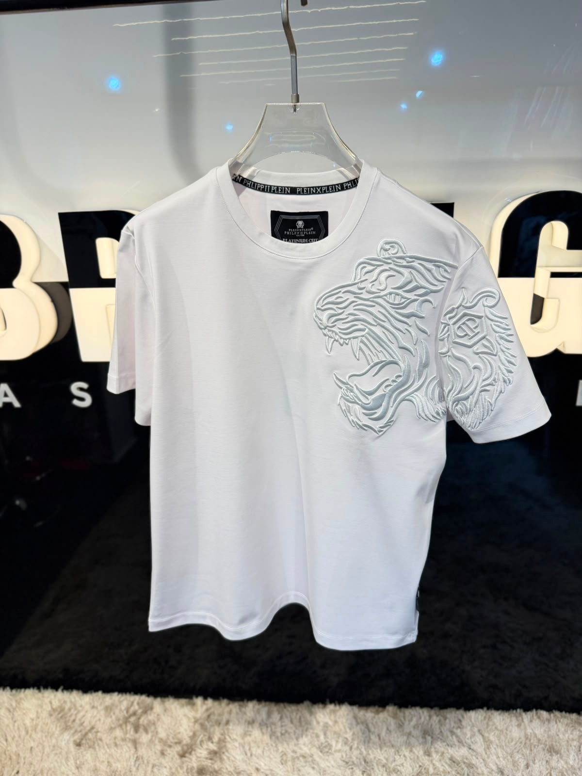 t shirt