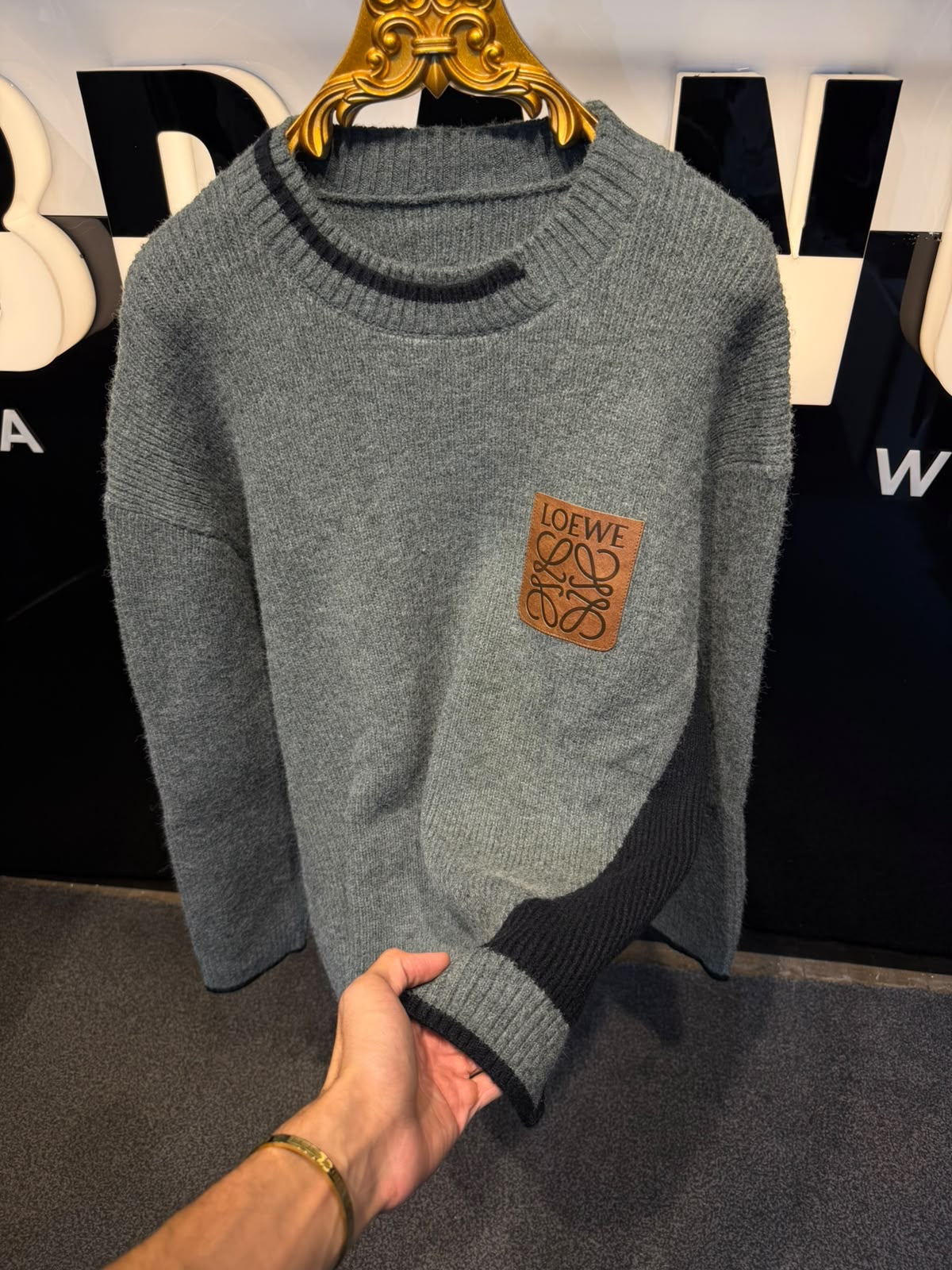 Crew Nech Knit Sweater