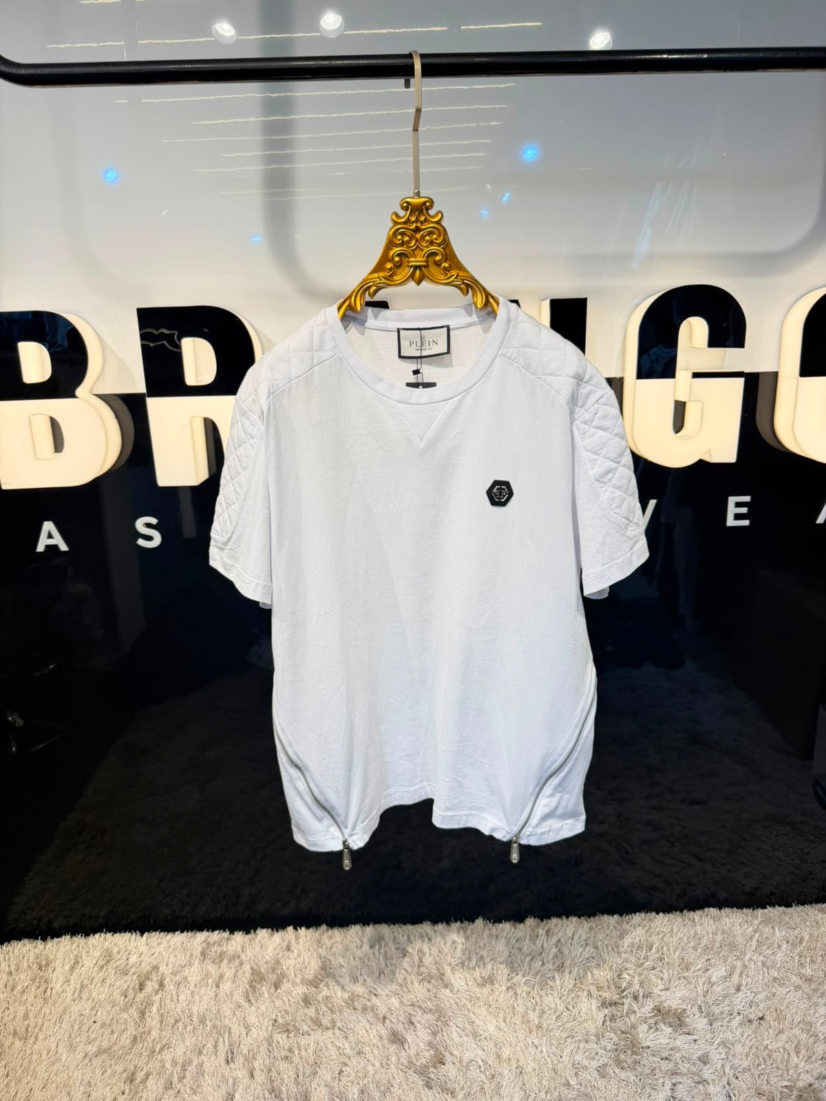 t shirt